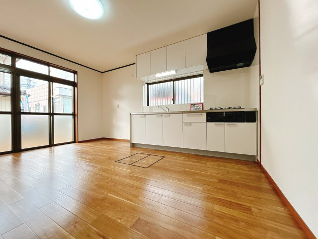 熊谷市肥塚のキッチン|※未公開物件多数あります！
買取・物件探し・リフォーム・リノベ・管理何でもご相談下さい！