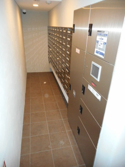 アドバンス三宮シュロスの外観