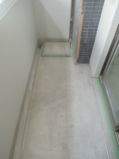 アドバンス三宮シュロスのバルコニー