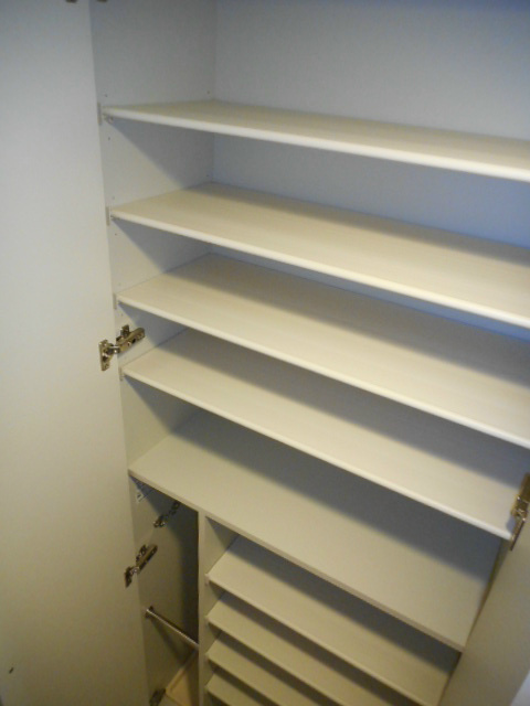 アドバンス三宮シュロスの収納