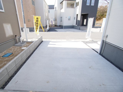 【駐車場】 | Livele Garden.S　日和田高倉　８号棟