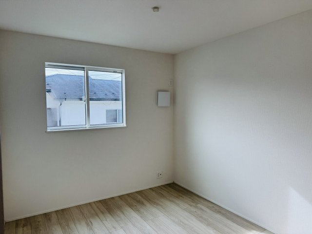 八王子市　西寺方町　新築一戸建て　２４ー２期の洋室|～2階5.1帖の洋室です～