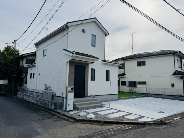 八王子市　西寺方町　新築一戸建て　２４ー２期の外観|～控除や減税で優遇の長期優良住宅　並列3台駐車可能、広い庭付き～