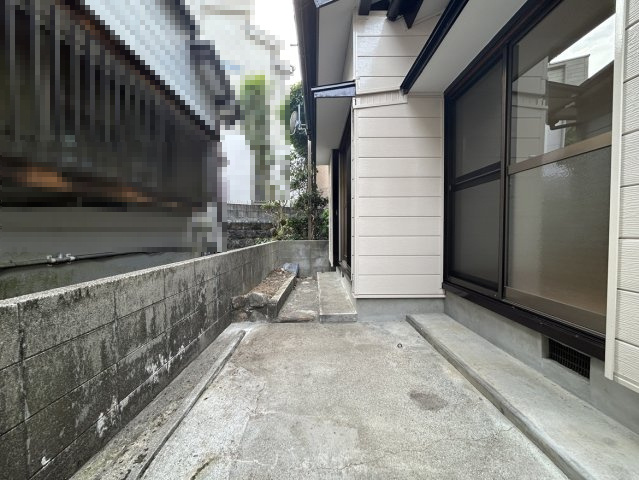 高知市中秦泉寺　中古戸建の庭