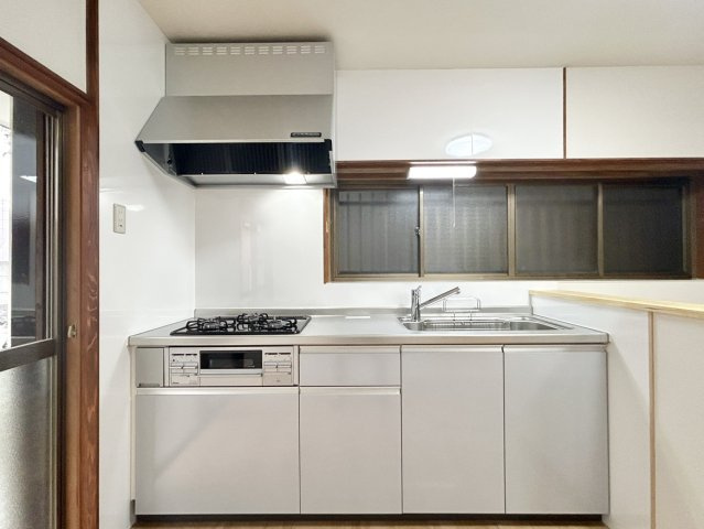 高知市中秦泉寺　中古戸建のキッチン