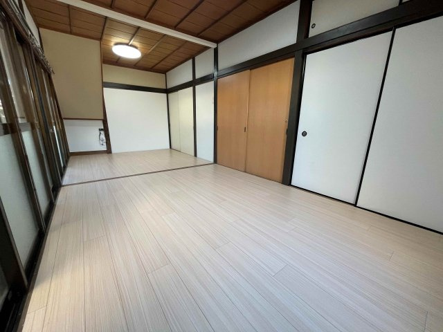 忍者屋敷みたいな家　下永吉3号棟の洋室