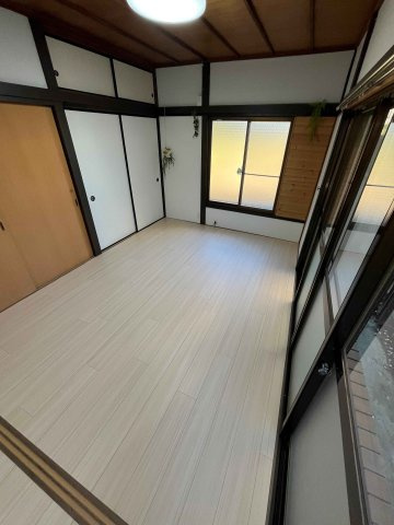 忍者屋敷みたいな家　下永吉3号棟の洋室
