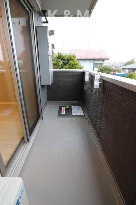 オークツリーのバルコニー|落ち着いた時間を過ごせるバルコニーです