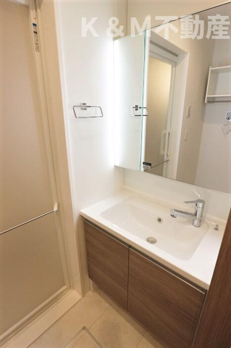 オークツリーの洗面所|広い洗面スペース