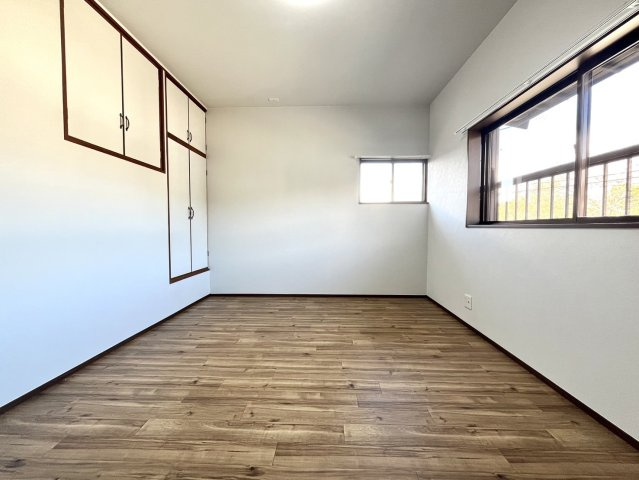 【洋室】 | ２階の洋室です。
