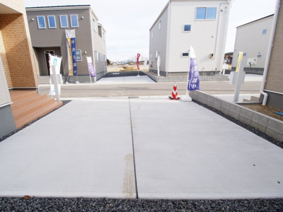 【駐車場】 | Livele Garden.S　日和田高倉　４号棟