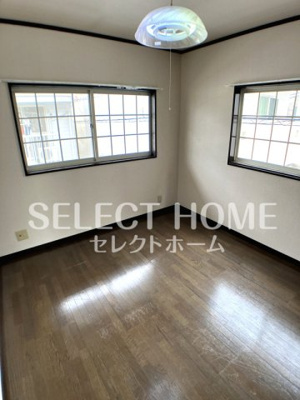 【寝室】 | ロイヤルＰａｒｔⅠ | ゆとりの広さです
