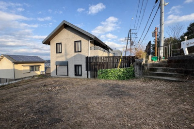  | 生駒市北新町戸建 | ペット飼育数ご相談ください！
広いお庭でワンちゃんと過ごしませんか！？☆