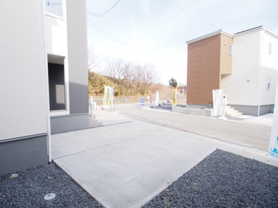 【駐車場】 | Livele Garden.S　日和田高倉　３号棟