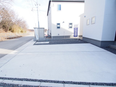【駐車場】 | Livele Garden.S　日和田高倉　２号棟