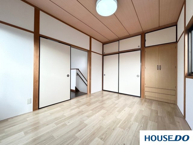 中古戸建　足利市山川町の洋室|明るい洋室です