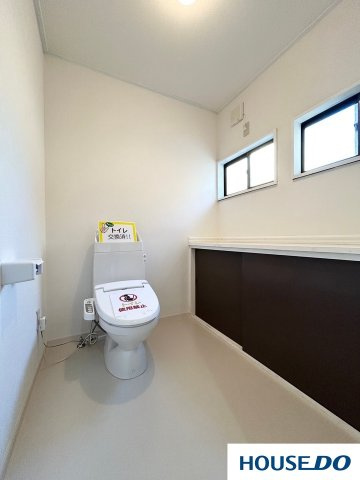 中古戸建　足利市山川町のトイレ|コンパクトで使いやすいトイレです