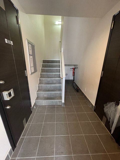 Ｎヴィラージュのロビー|内廊下です