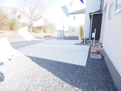 【駐車場】 | Livele Garden.S　日和田高倉　１号棟