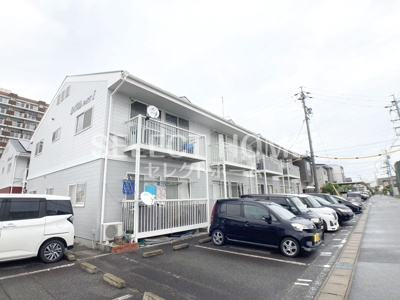 【駐車場】 | ロイヤルＰａｒｔⅢ | 駐車場があります