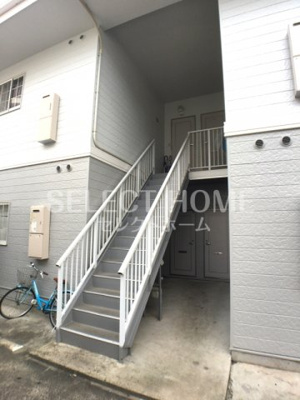 【エントランス】 | ロイヤルＰａｒｔⅢ | エントランスです
同型タイプ