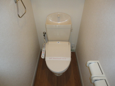 【トイレ】 | インペリアルコート | 落ち着いた色調のトイレです