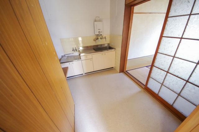 サンハイム北舞子の居間・リビング