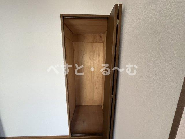 セラ西舞子5の収納