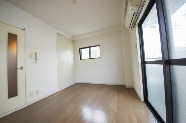 カーサ滝の茶屋の洋室