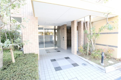 【エントランス】 | プロヴァンス