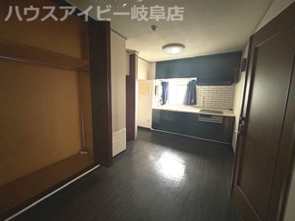 【キッチン】 | 東金宝町！チサンマンション2階部分！最寄りのバス停徒歩1分！新岐阜駅まで徒歩7分！店舗・事務所OK！ | 東金宝町！チサンマンション2階部分！最寄りのバス停徒歩1分！新岐阜駅まで徒歩7分！店舗・事務所OK！