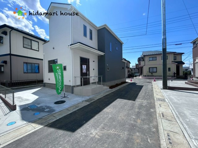 上尾市原市　11期　新築戸建　ハートフルタウン　Eの前面道路含む現地写真