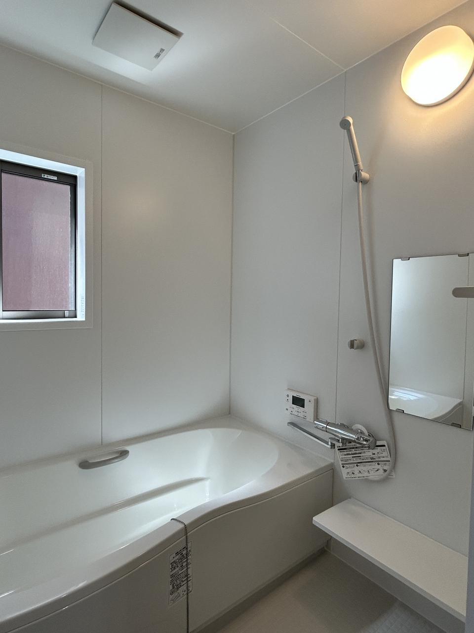 都城市平江町の中古一戸建の浴室