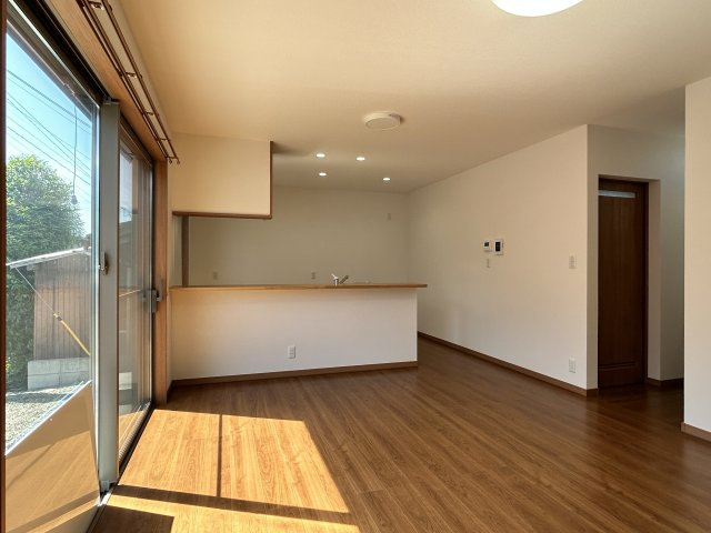 都城市平江町の中古一戸建の居間・リビング