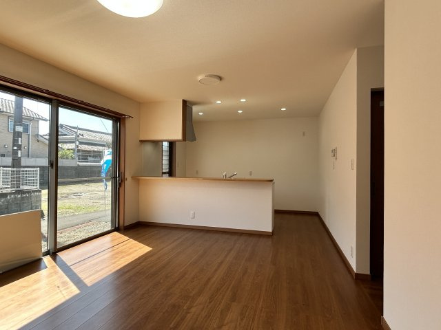 都城市平江町の中古一戸建の居間・リビング