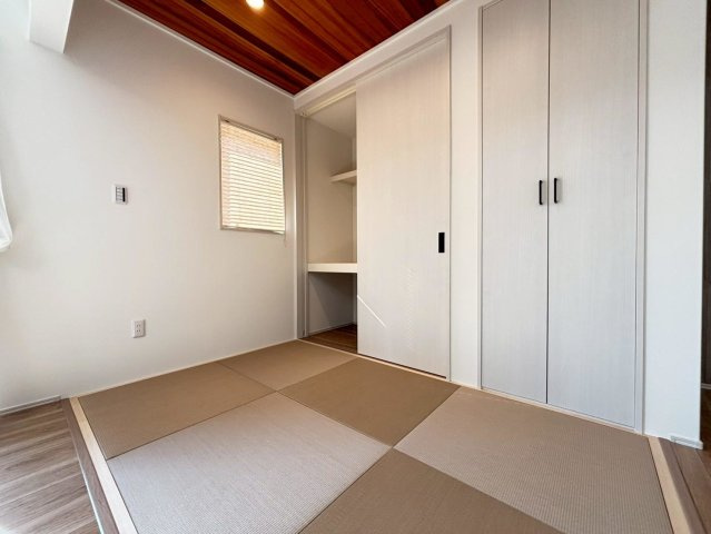 新築戸建　安八郡安八町南今ケ渕第１　全12区画分譲の和室|リビング横の便利な畳コーナー