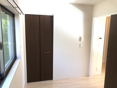 【寝室】 | ブルーローズ