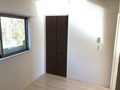 【寝室】 | ブルーローズ