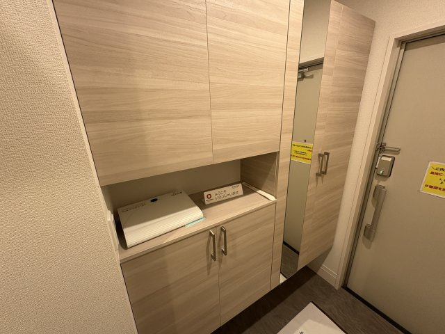 ソリッソ大久保町西嶋の収納