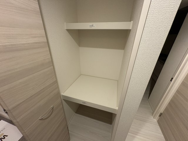 ソリッソ大久保町西嶋の収納