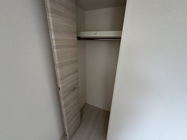 ソリッソ大久保町西嶋の収納