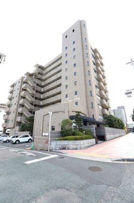 【外観】 | エルコグランドマンション2階 | 明るい日差しが差し込む現地。ぜひ現地をご覧ください。
