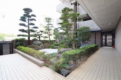 【中庭】 | エルコグランドマンション2階