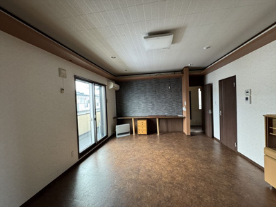 【洋室】 | ラ・ヴォン・ヴィおおまち　　