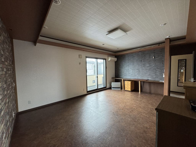 【洋室】 | ラ・ヴォン・ヴィおおまち　　