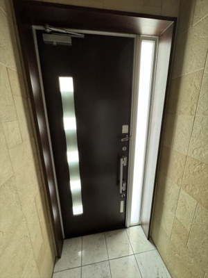 【玄関】 | ラ・ヴォン・ヴィおおまち　　