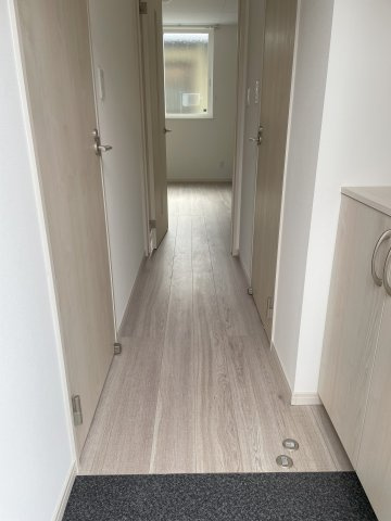 ReGLOSS城下の玄関