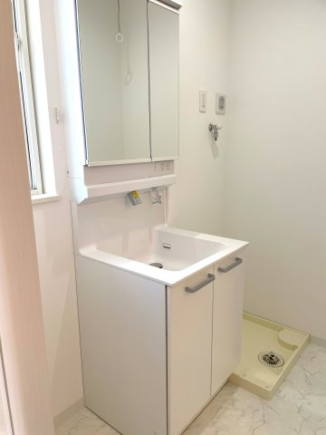 ReGLOSS城下の独立洗面台