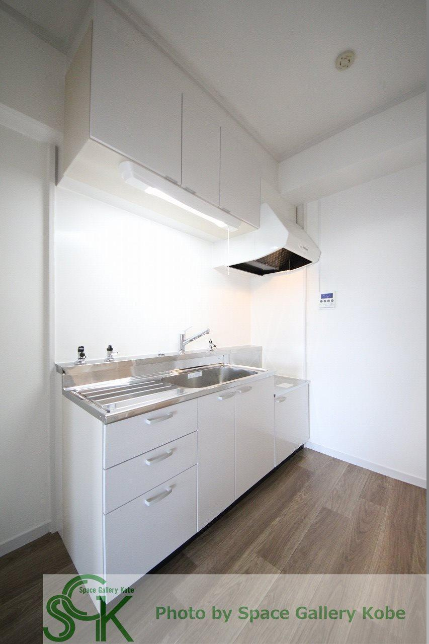 入江のキッチン|※お部屋により仕様が異なる可能性があります。