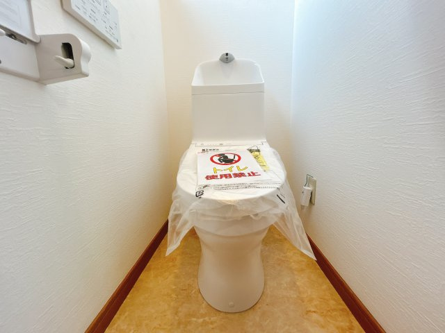 熊谷市円光2丁目のトイレ|※未公開物件多数あります！
買取・物件探し・リフォーム・リノベ・管理何でもご相談下さい！
